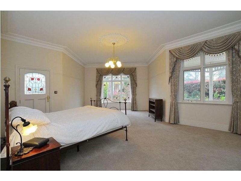 401-403 Glenfern Road, Upwey VIC 3158