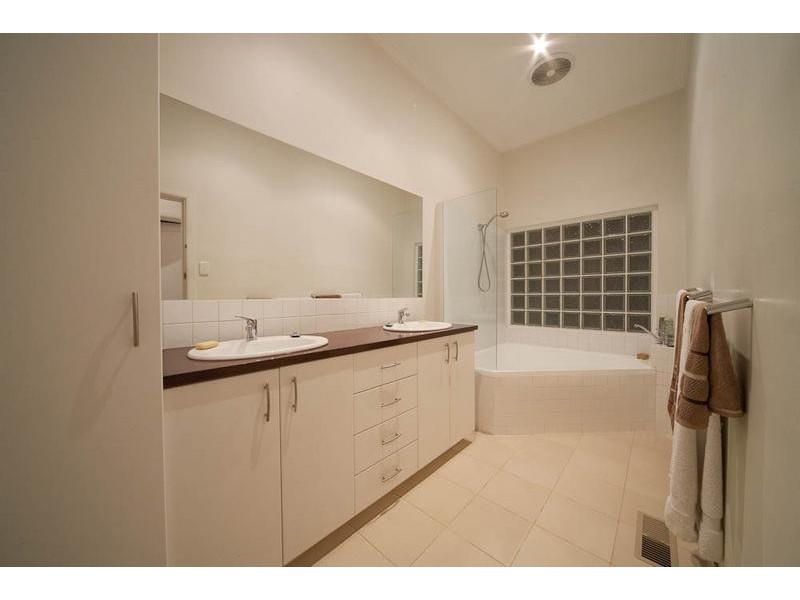 111 Monbulk Road, Kallista VIC 3791