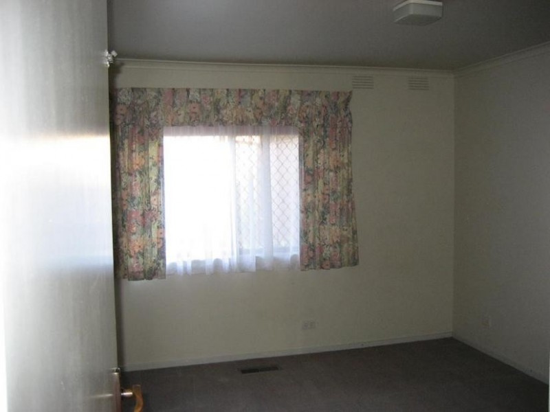 1/3 Bowen St, Ferntree Gully VIC 3156