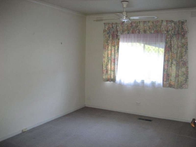 1/3 Bowen St, Ferntree Gully VIC 3156