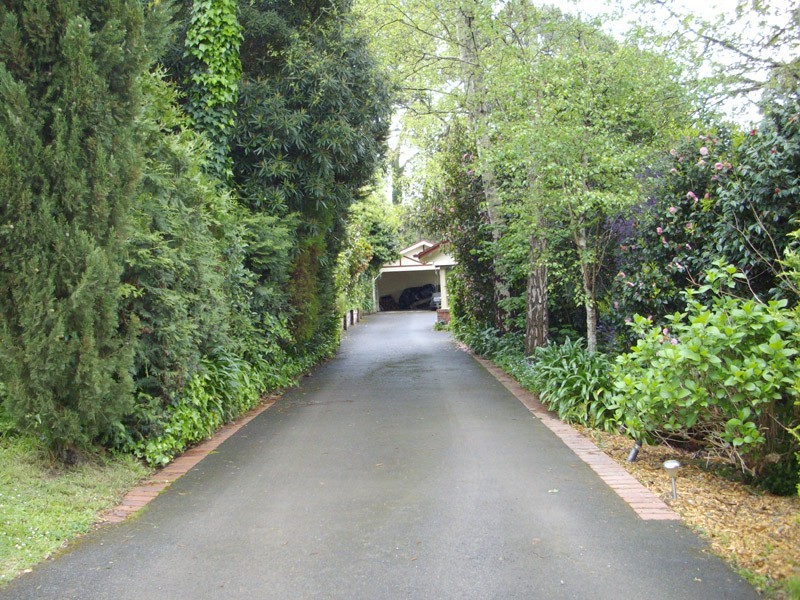 4 Lawrence Road, The Patch VIC 3792