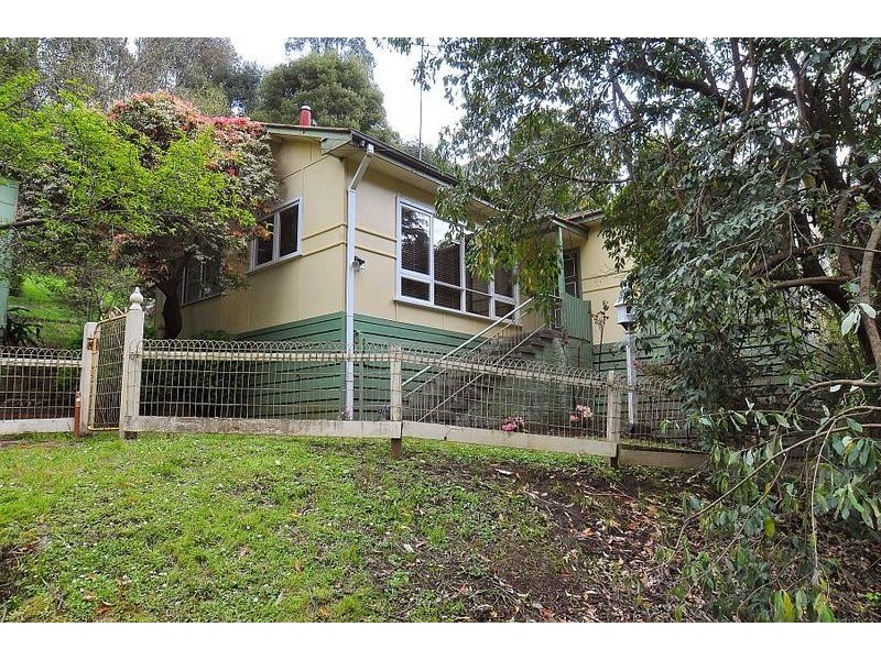 194 Monbulk Road, Kallista VIC 3791