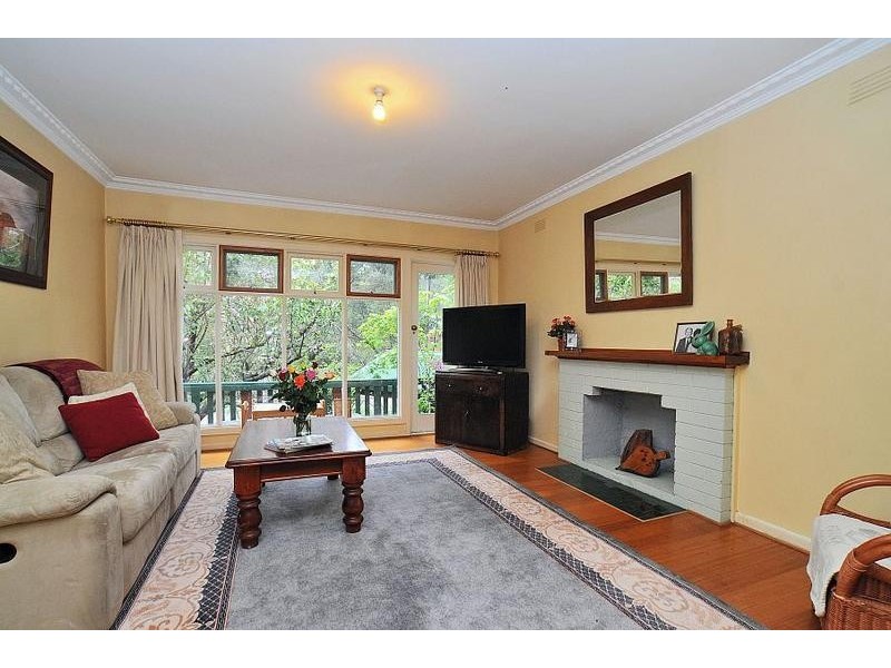 6 Benson Street, Belgrave VIC 3160