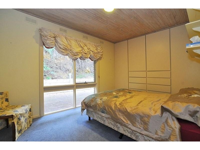 26 Grantulla Road, Selby VIC 3159