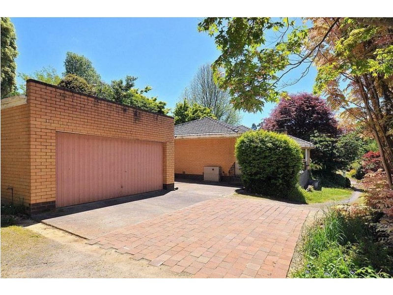 7 Lawrence Road, The Patch VIC 3792