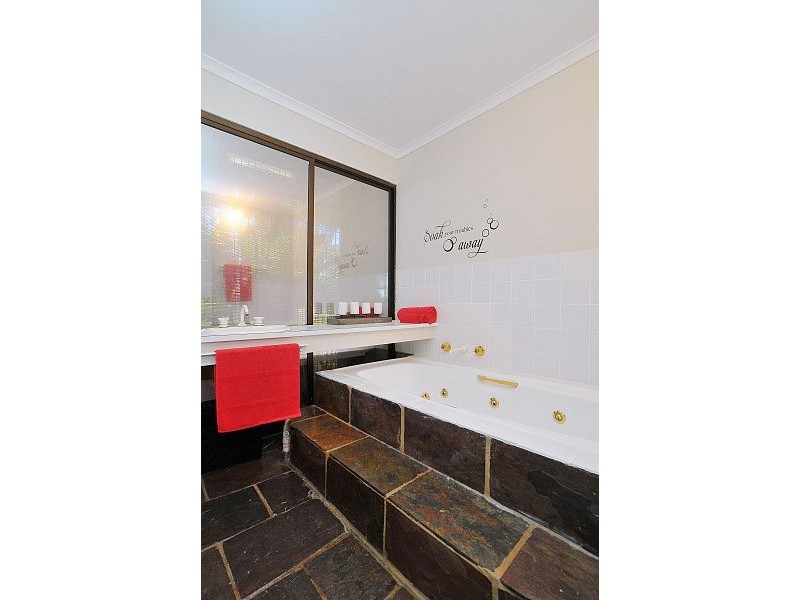 4 Vista Road, Belgrave Heights VIC 3160