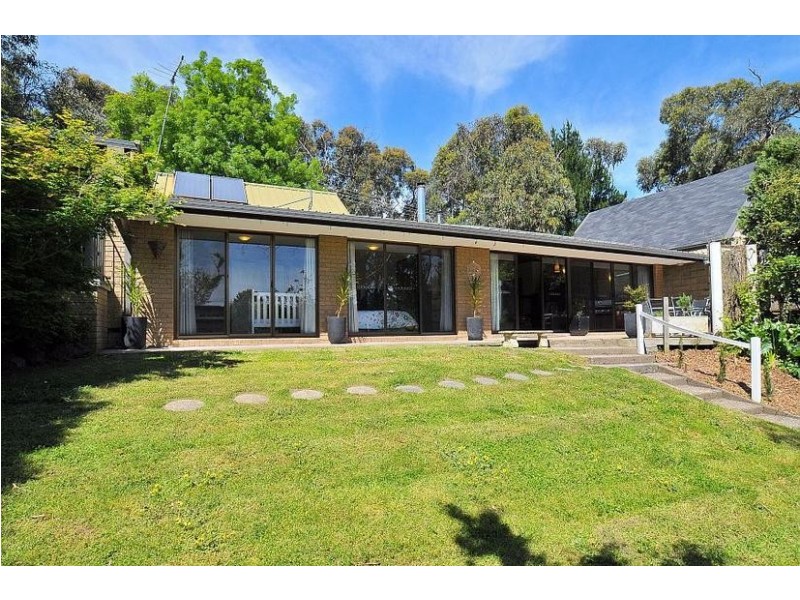 4 Vista Road, Belgrave Heights VIC 3160