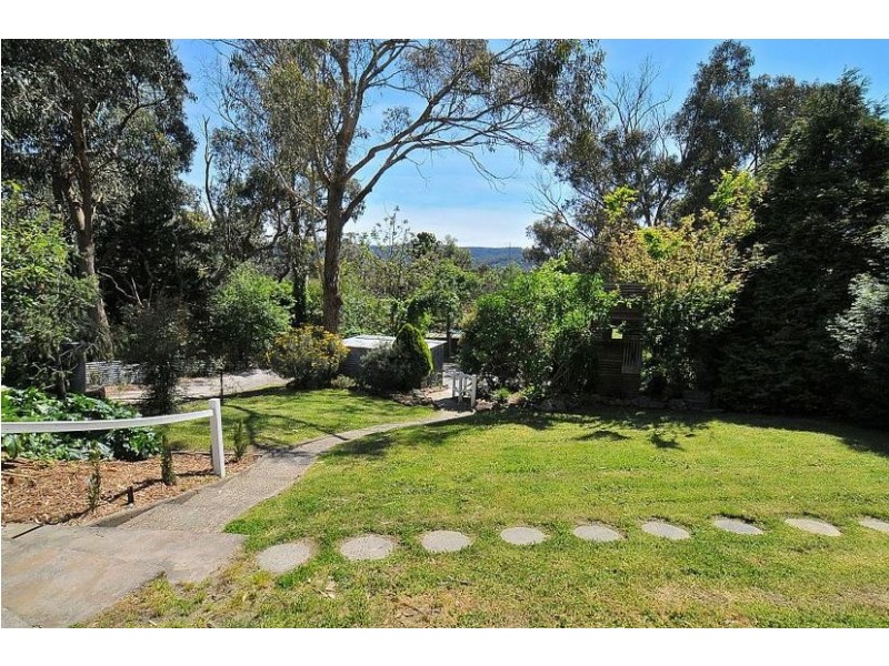 4 Vista Road, Belgrave Heights VIC 3160