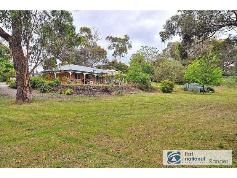 27 Temple Road, Selby VIC 3159