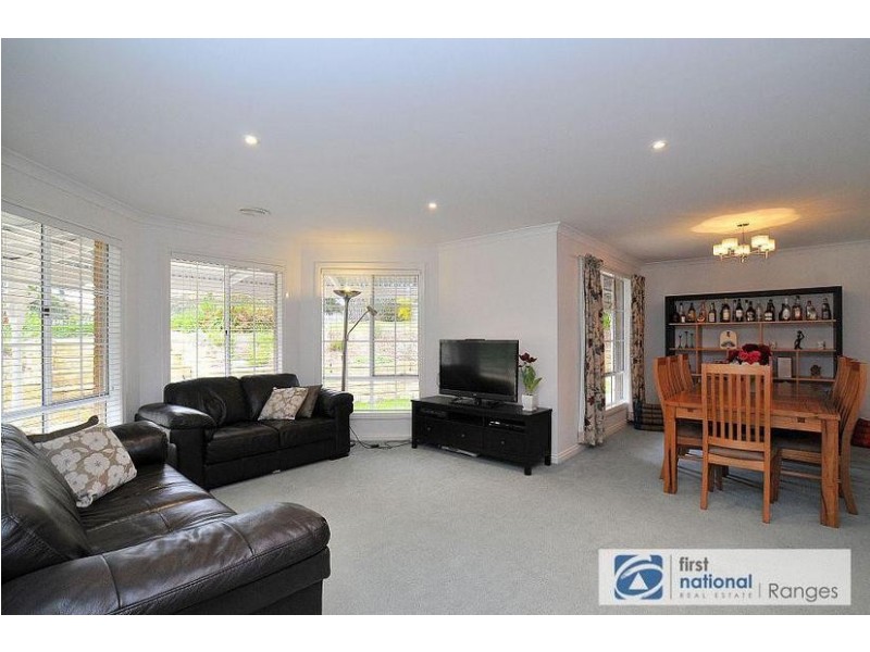 27 Temple Road, Selby VIC 3159