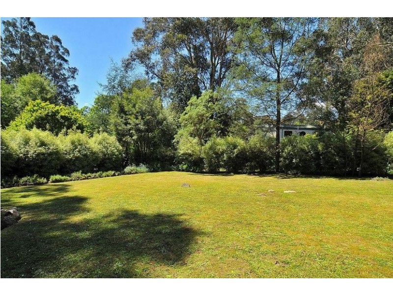 9 Mernda Road, Olinda VIC 3788