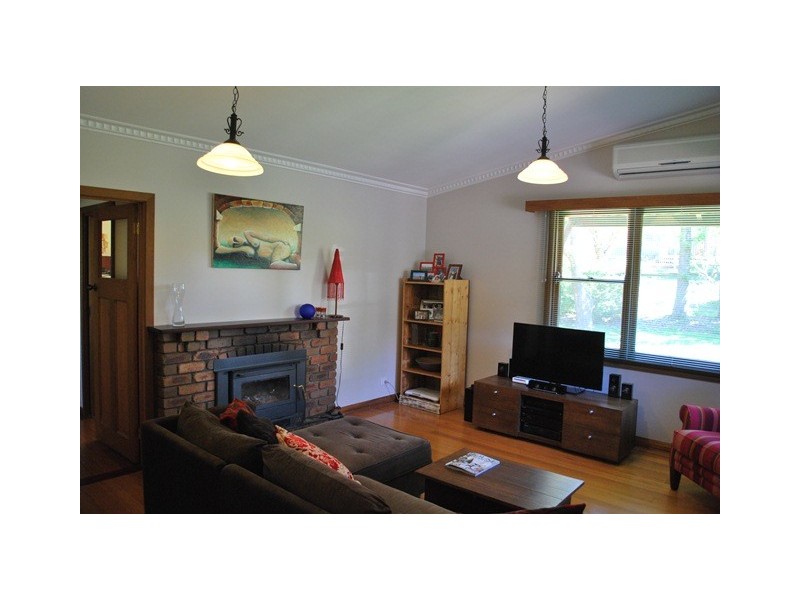 3 Darling Avenue, Upwey VIC 3158