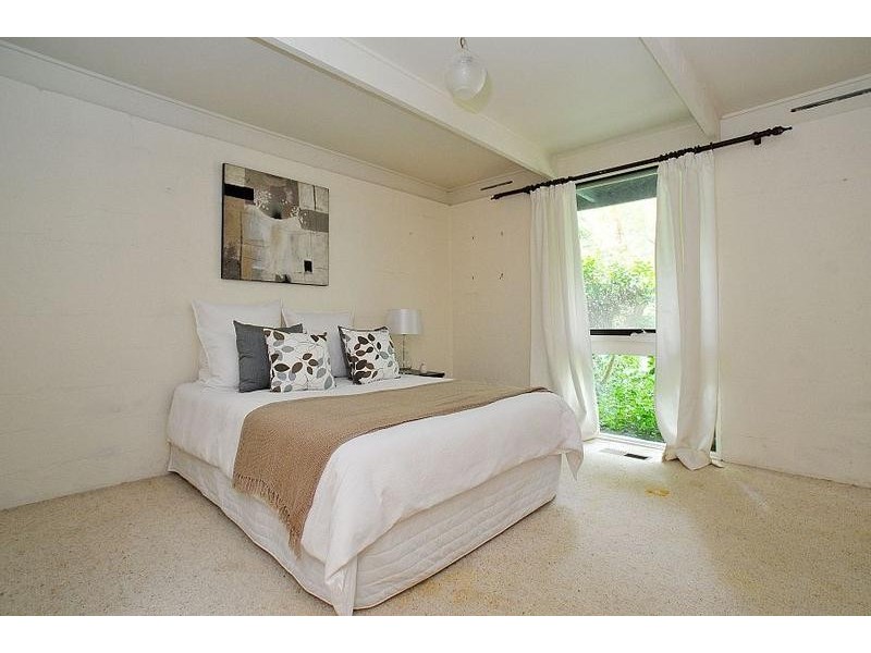 6 Borang Avenue, Selby VIC 3159