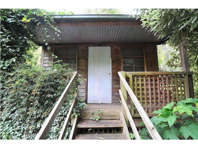 6 Borang Avenue, Selby VIC 3159