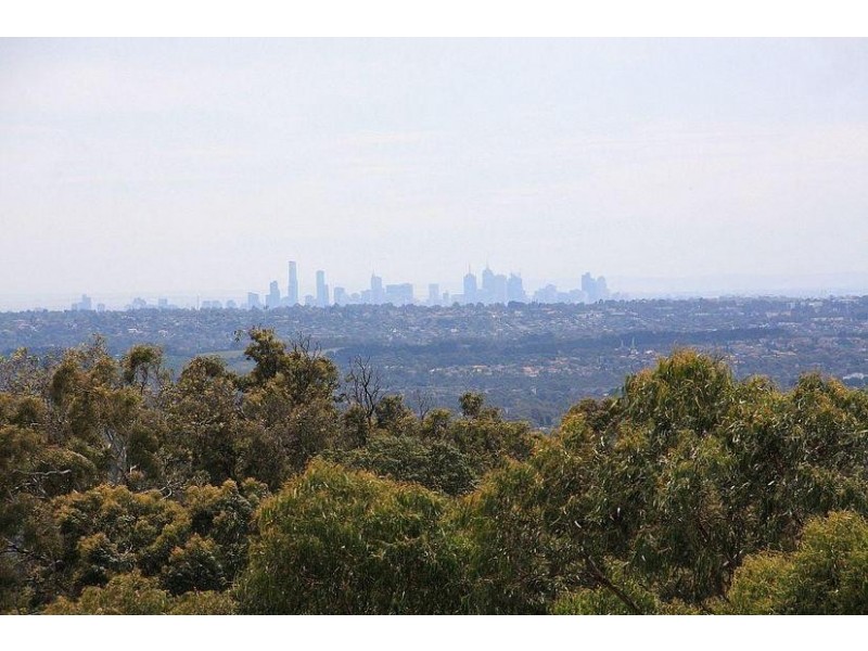 6 Vernon Street, Upper Ferntree Gully VIC 3156