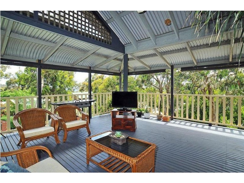 6 Vernon Street, Upper Ferntree Gully VIC 3156