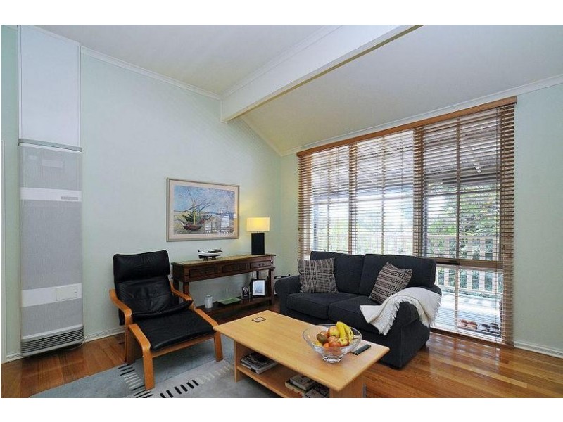 6 Vernon Street, Upper Ferntree Gully VIC 3156