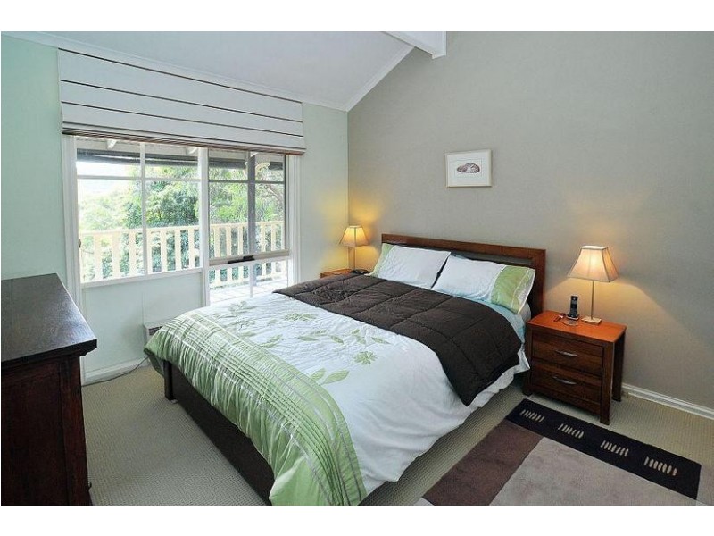 6 Vernon Street, Upper Ferntree Gully VIC 3156