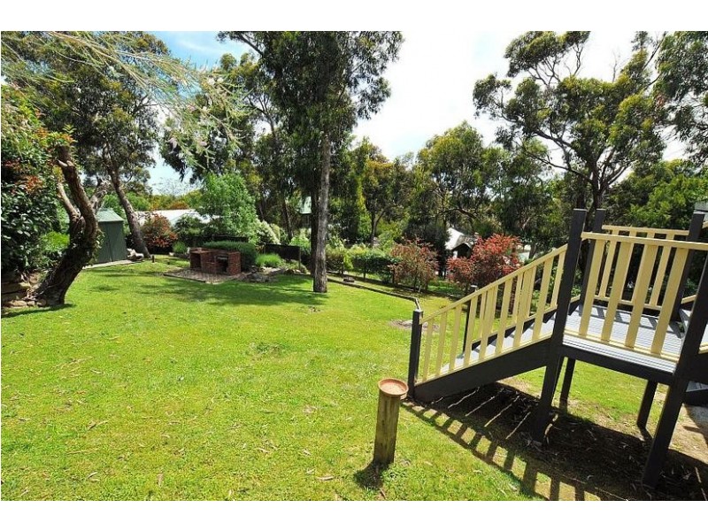 6 Vernon Street, Upper Ferntree Gully VIC 3156
