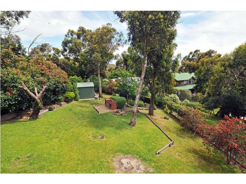 6 Vernon Street, Upper Ferntree Gully VIC 3156