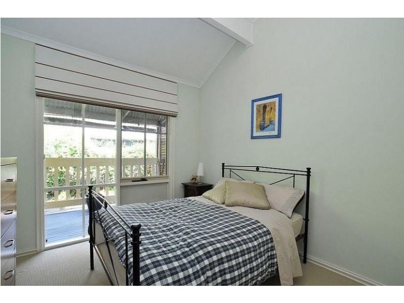 6 Vernon Street, Upper Ferntree Gully VIC 3156