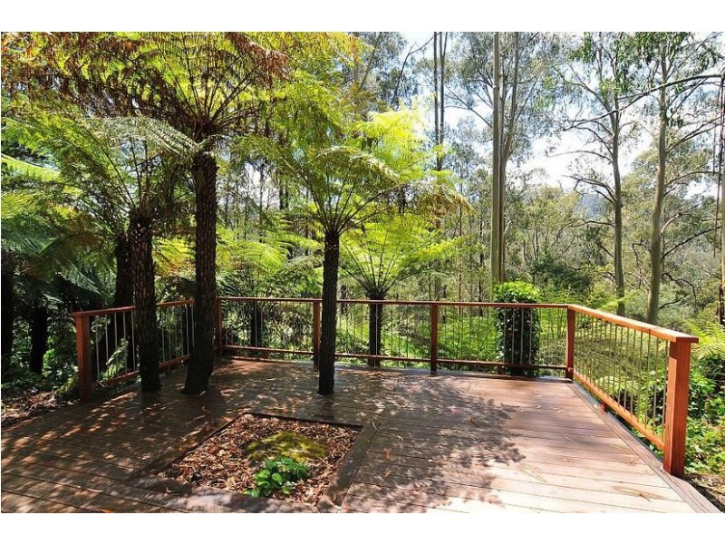 13 St. James Avenue, Kallista VIC 3791