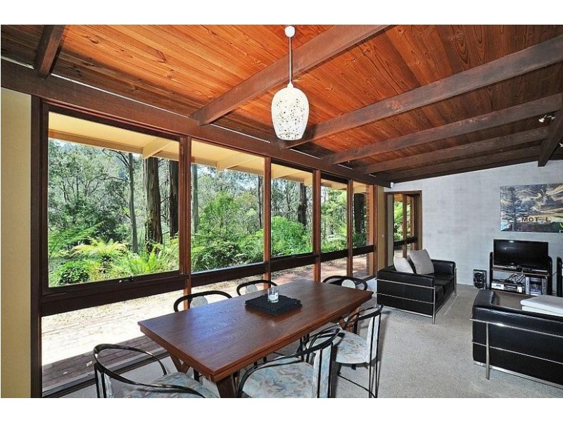 13 St. James Avenue, Kallista VIC 3791