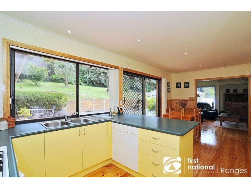 3 Helena Avenue, Kallista VIC 3791