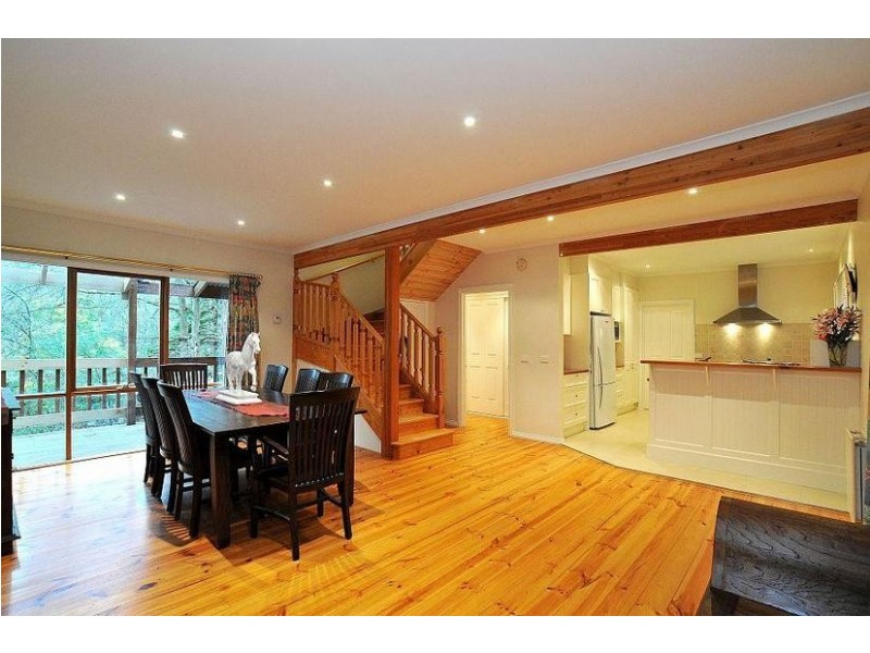3 Vista Grove, Sherbrooke VIC 3789