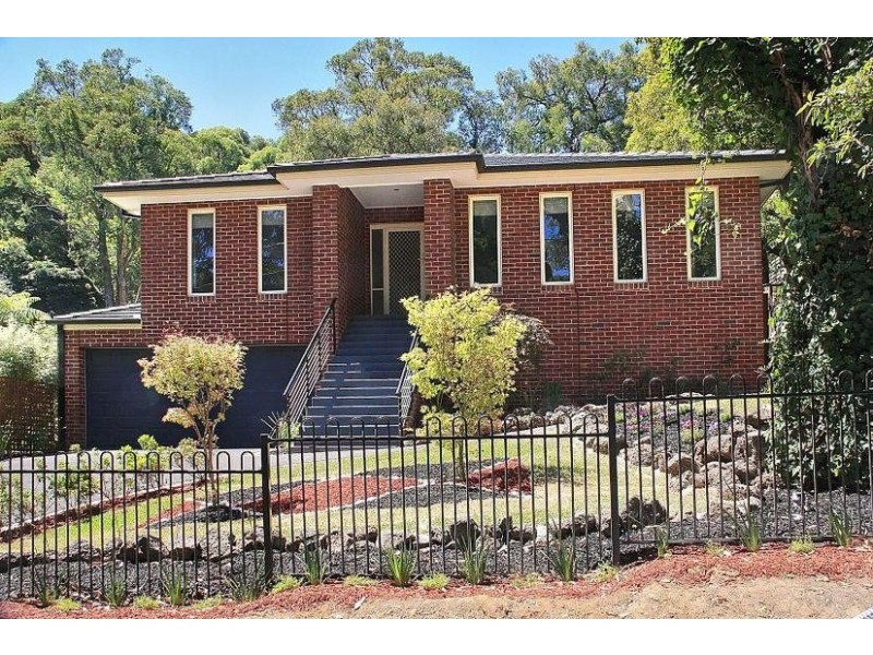 85 Alexander Avenue, Upwey VIC 3158