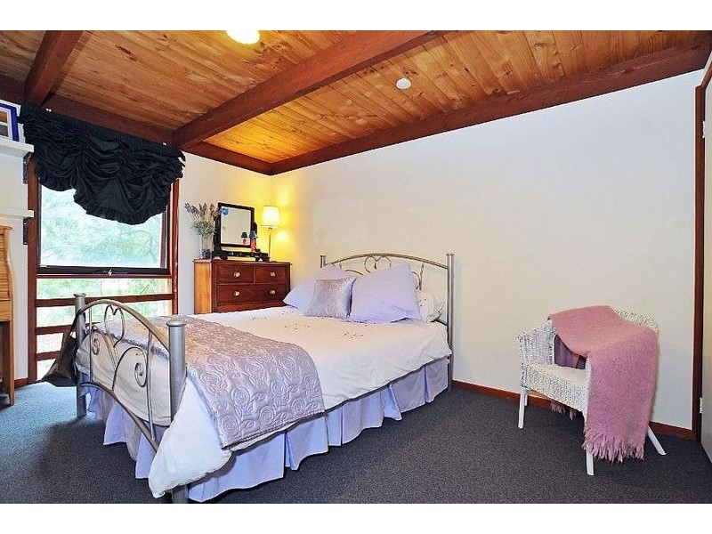 50 Ferndale Road, Upper Ferntree Gully VIC 3156