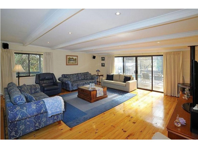 4 St. Austell Road, Belgrave South VIC 3160