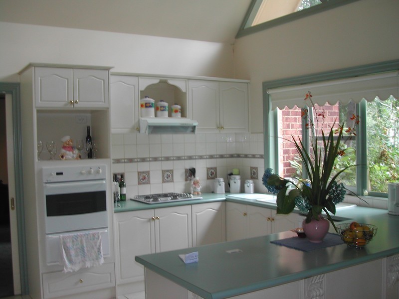 13 Seabreeze Avenue, Ferny Creek VIC 3786