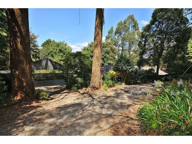 183 Mt. Dandenong Tourist Road, Ferny Creek VIC 3786