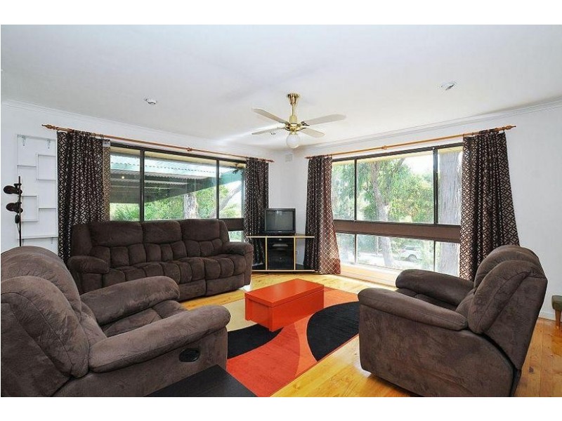 4 Ferndale Avenue, Upwey VIC 3158