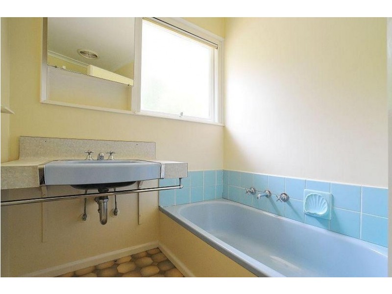 105 Old Belgrave Road, Upwey VIC 3158