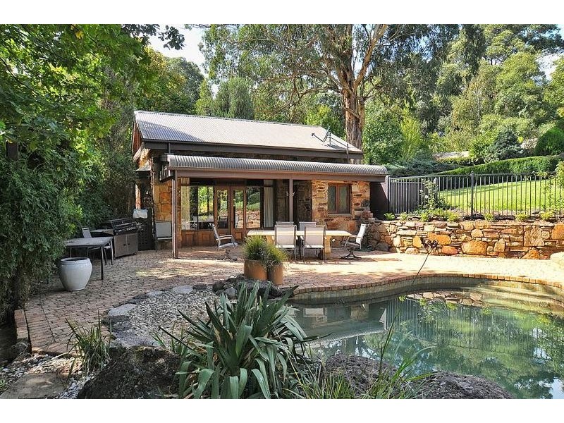 32 William Road, The Patch VIC 3792