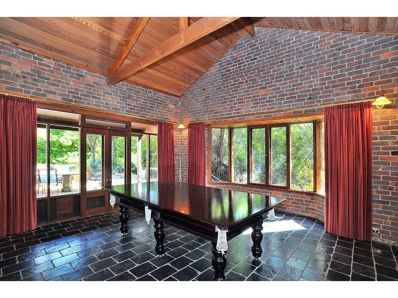32 William Road, The Patch VIC 3792