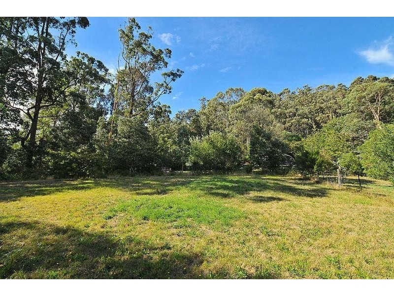 32 William Road, The Patch VIC 3792