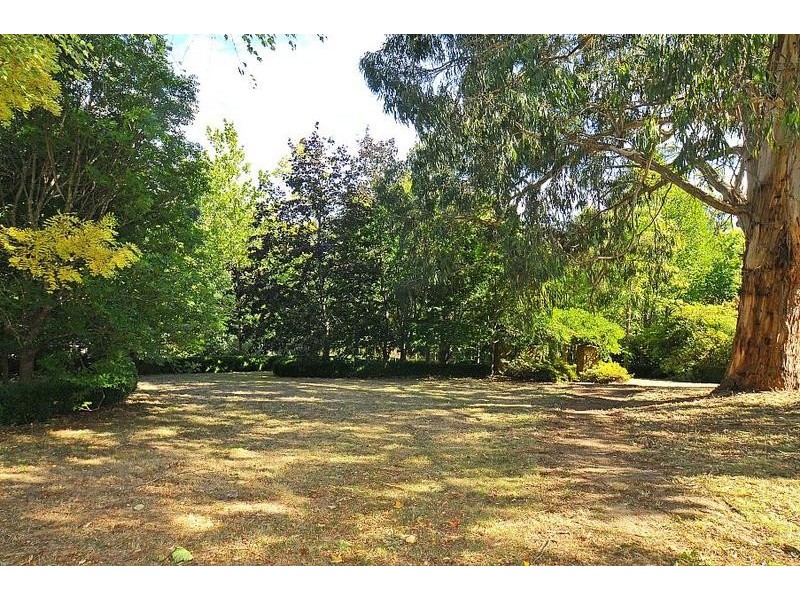 32 William Road, The Patch VIC 3792