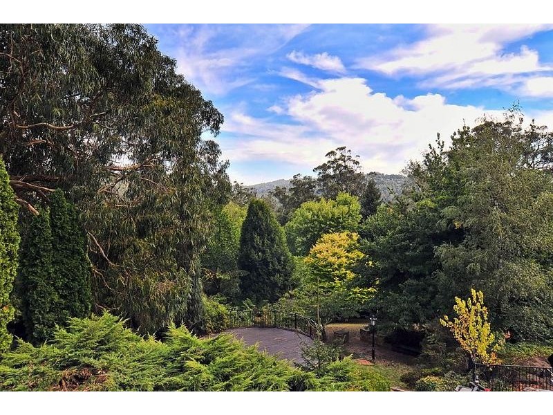 32 William Road, The Patch VIC 3792