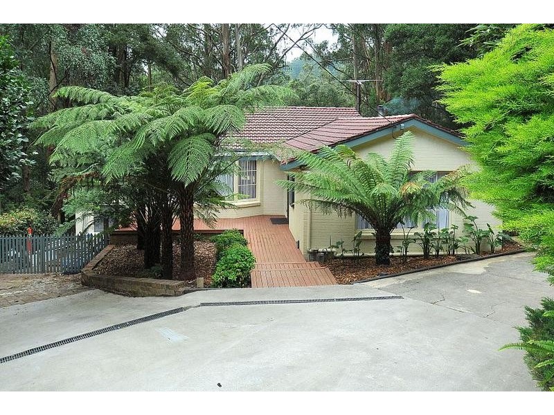 5 St.James Avenue, Kallista VIC 3791