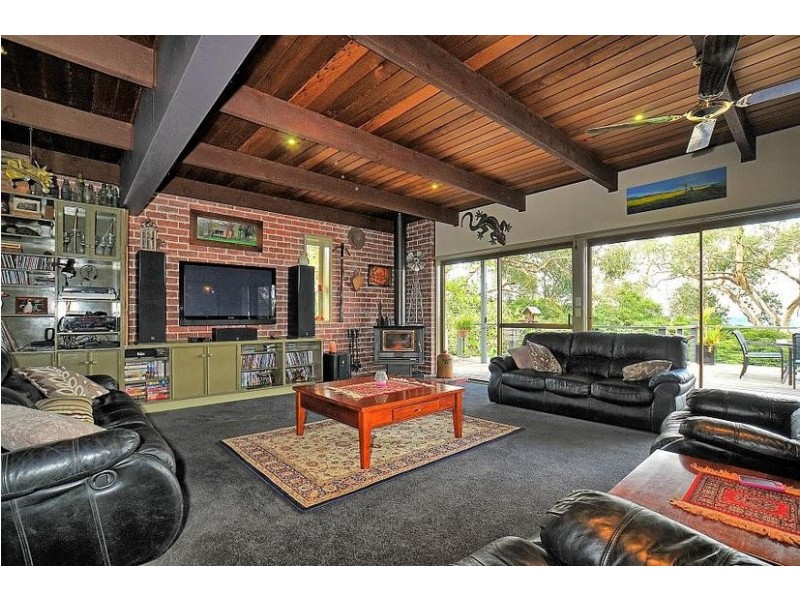 16 Nathalia Road, Belgrave South VIC 3160