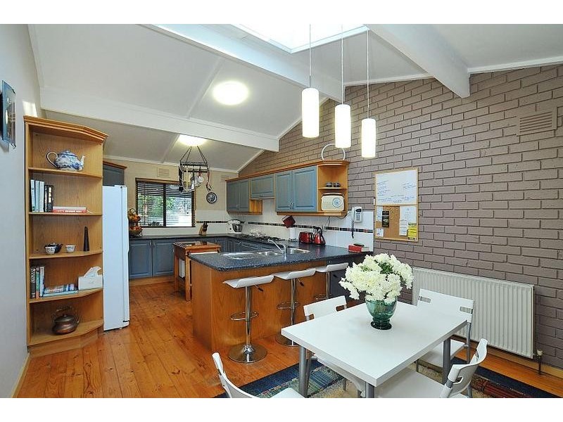 11 Sycamore Avenue, Emerald VIC 3782
