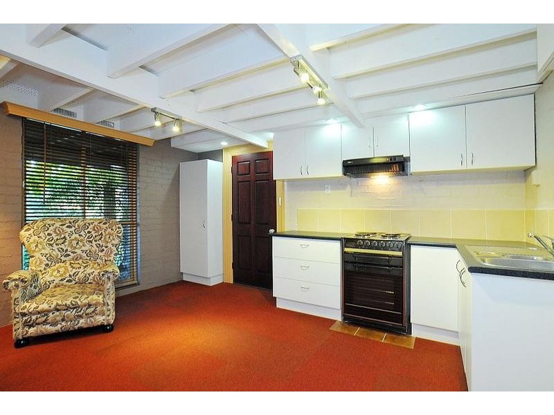 11 Sycamore Avenue, Emerald VIC 3782
