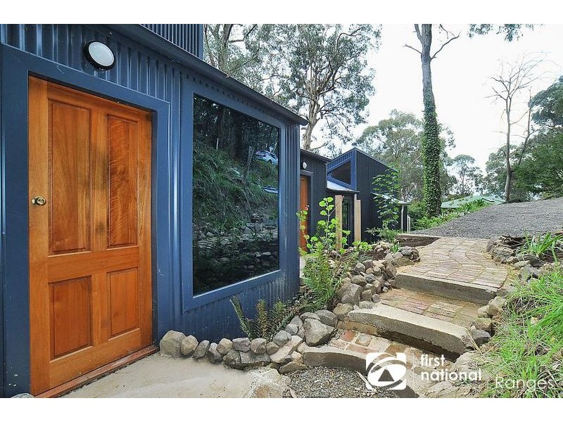 6 Eveline Road, Selby VIC 3159