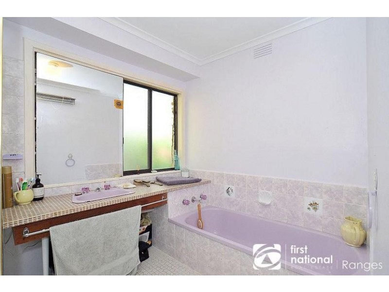 1 Baringa Avenue, Kallista VIC 3791