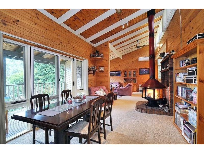 26 Hughes Street, Upwey VIC 3158