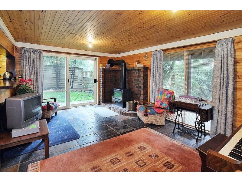26 Hughes Street, Upwey VIC 3158