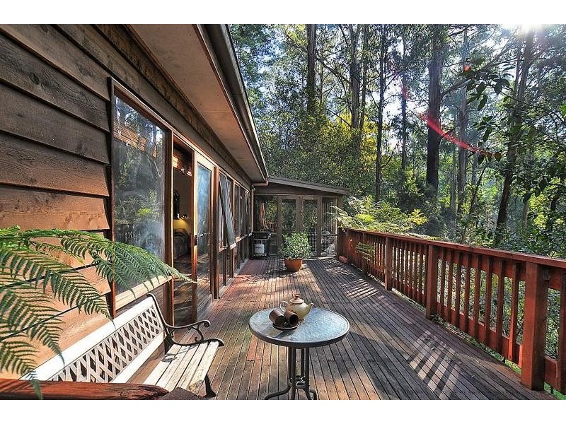 11 Colston Avenue, Sherbrooke VIC 3789